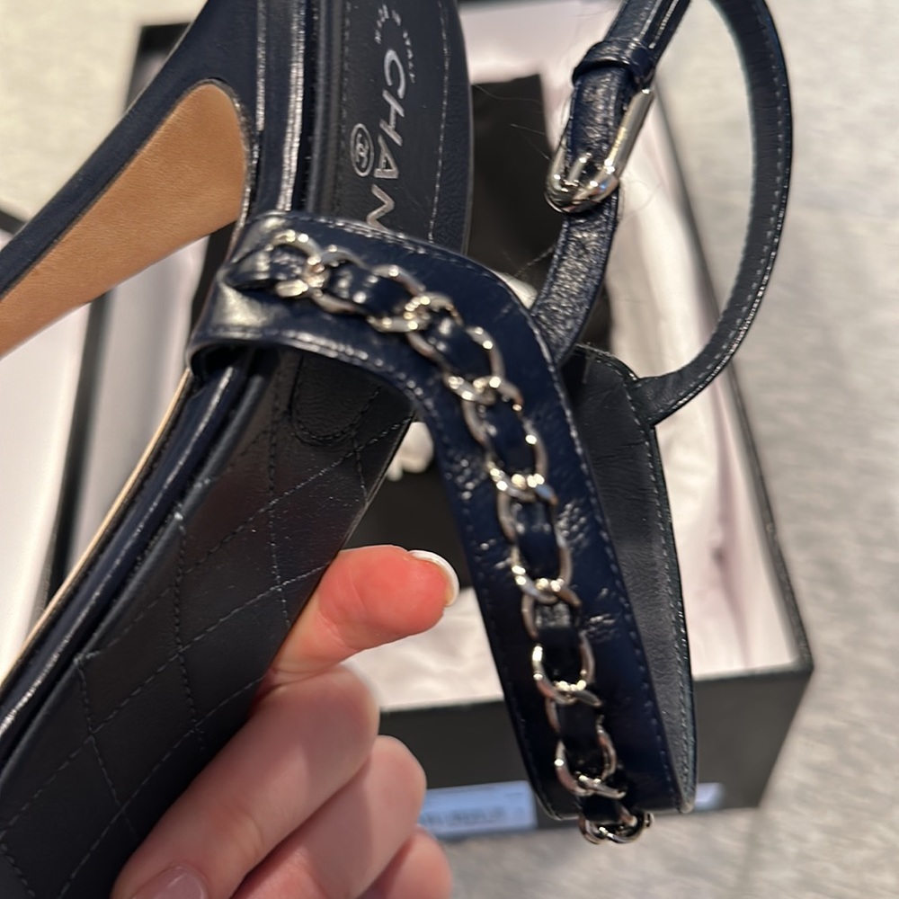 Chanel new heels navy chain 39 - Picture 11 of 15
